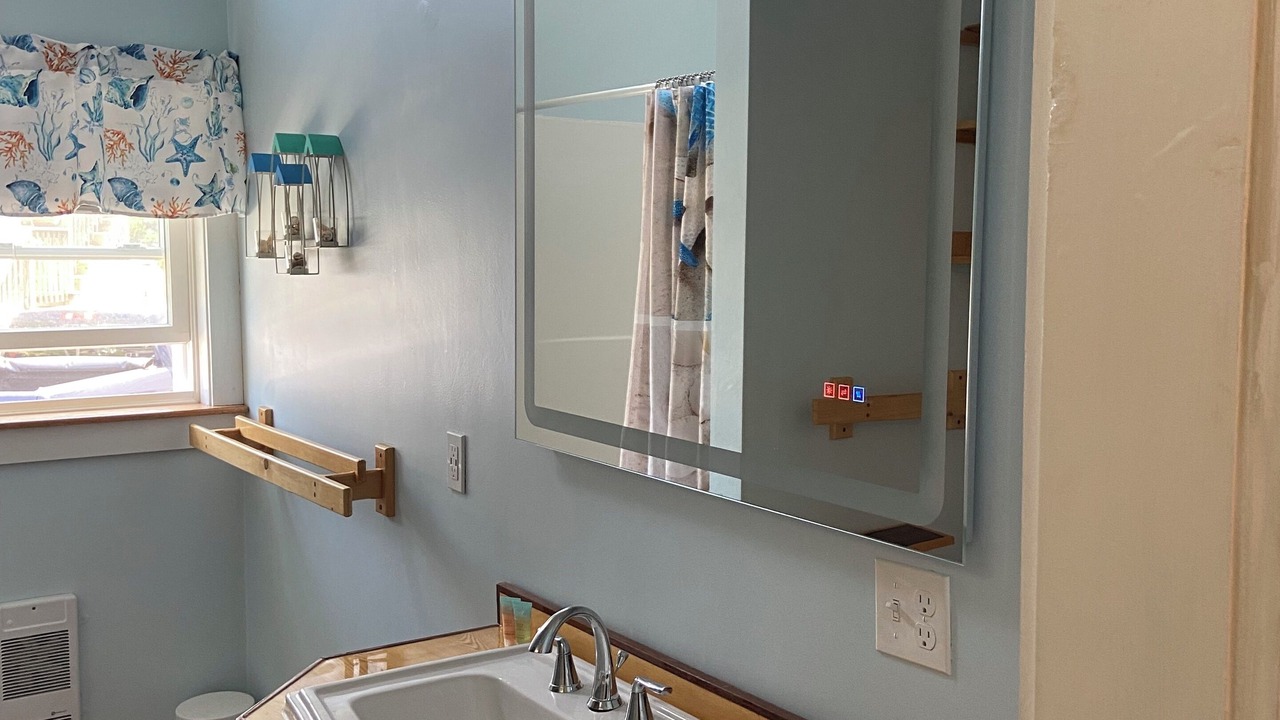 Photo of Bathroom in Old Orchard Beach