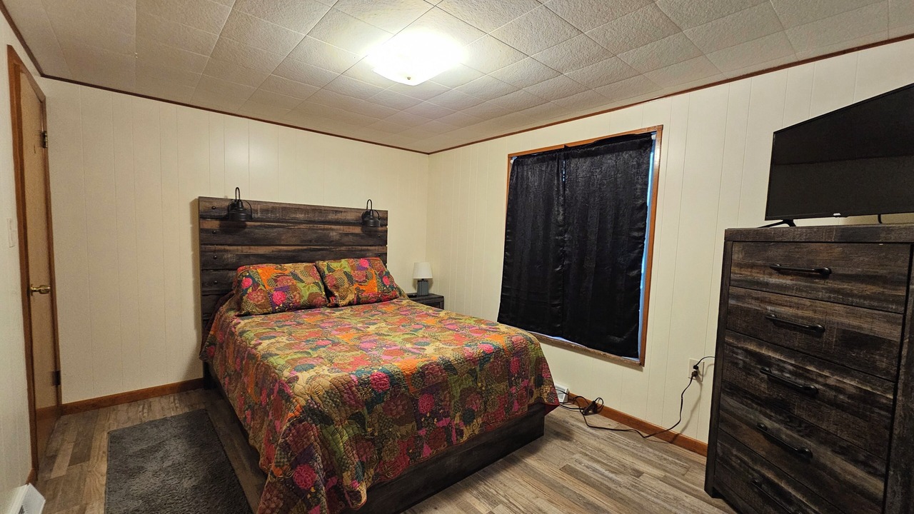 Photo of Bedroom in East Brady