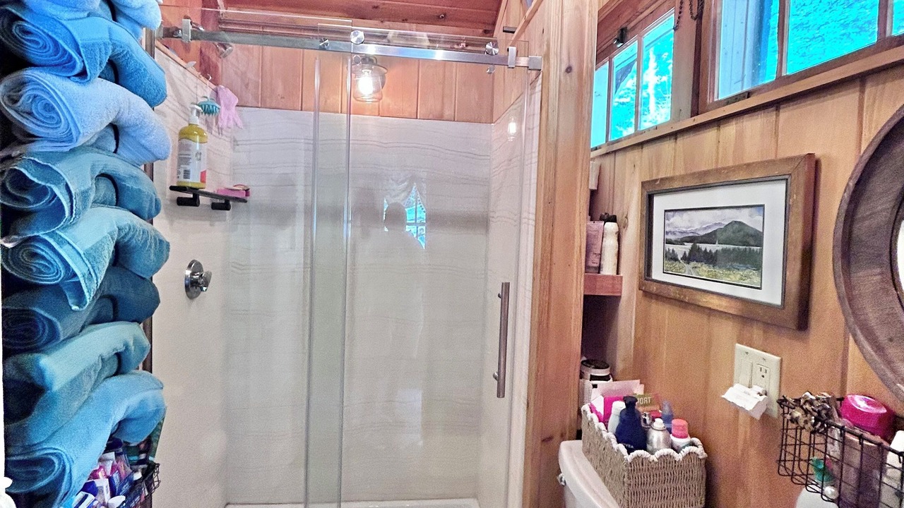 Photo of Bathroom in Oquossoc