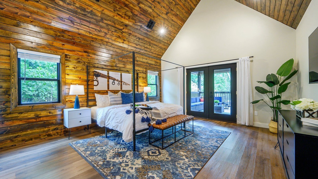 Photo of Bedroom in Hochatown