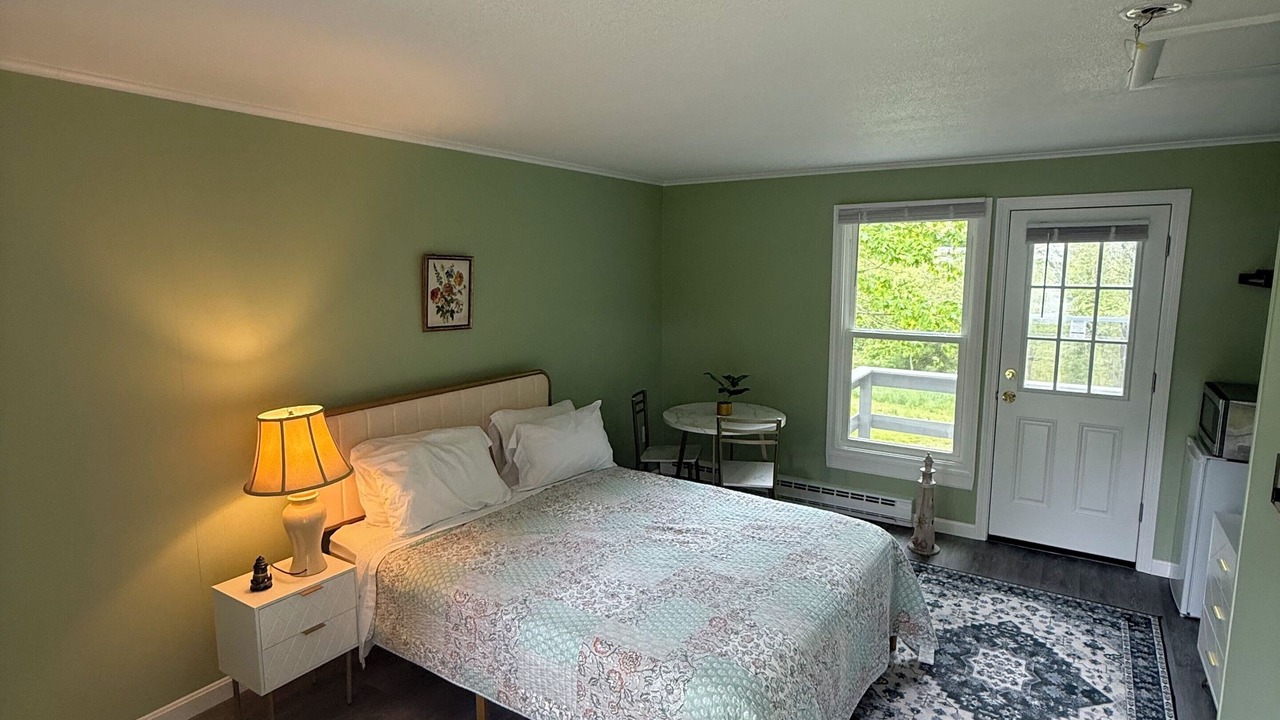 Photo of Bedroom in Boothbay