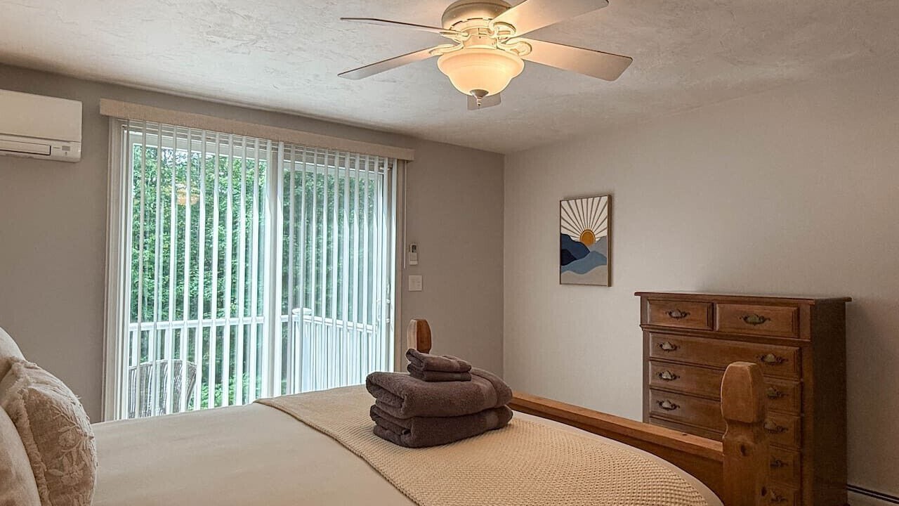 Photo of Bedroom in Center Conway