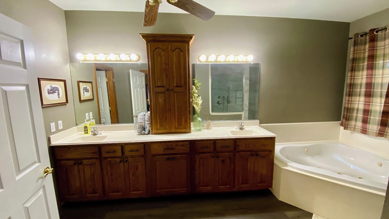 Photo of Bathroom in Blossom