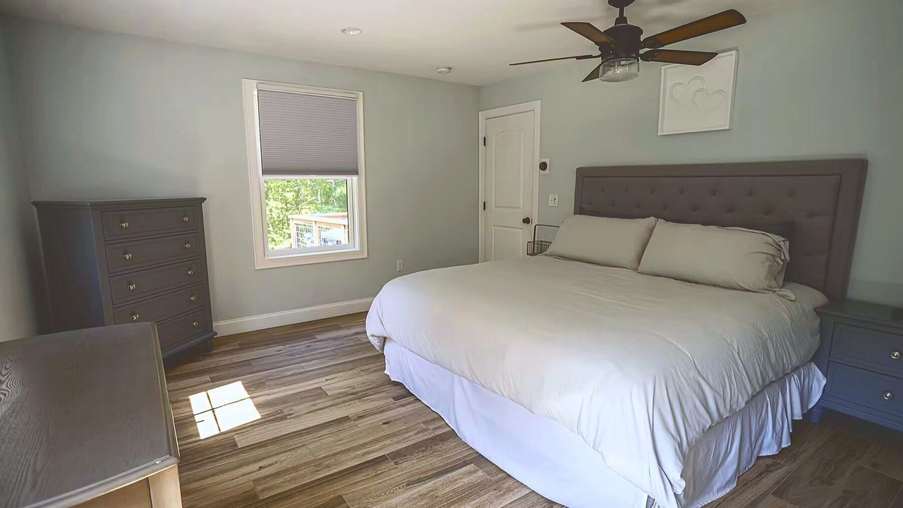 Photo of Bedroom in Center Conway
