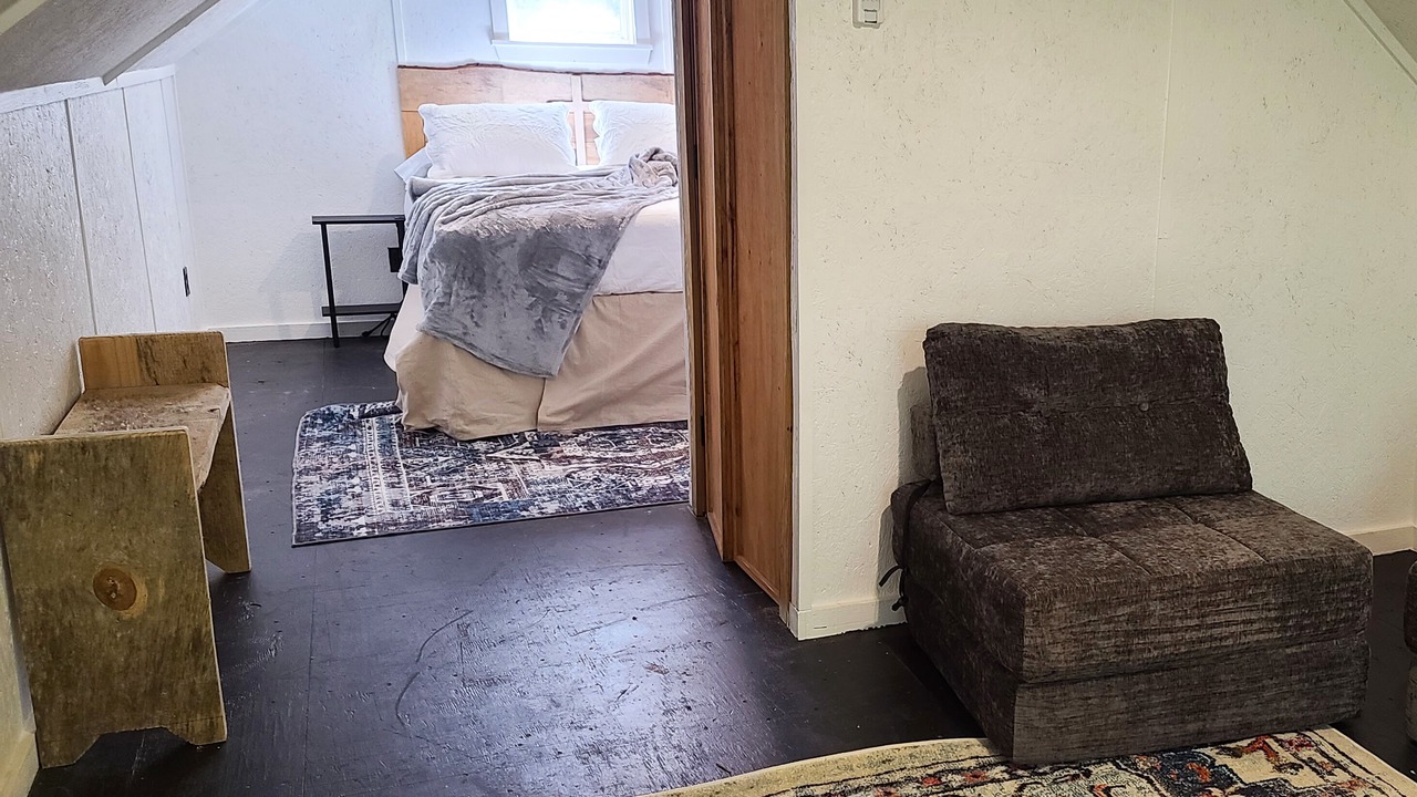 Photo of Bedroom in Mineola