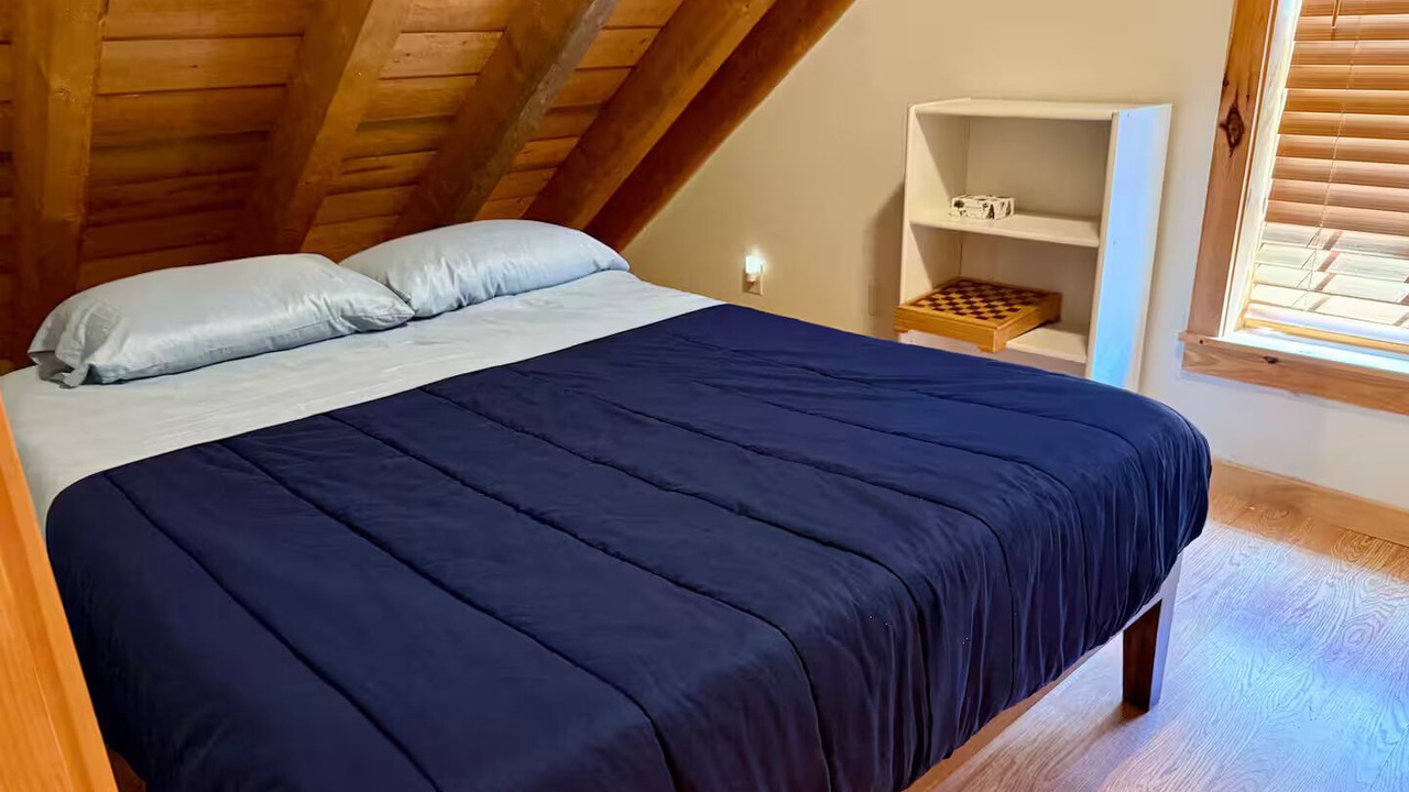 Photo of Bedroom in Burnham