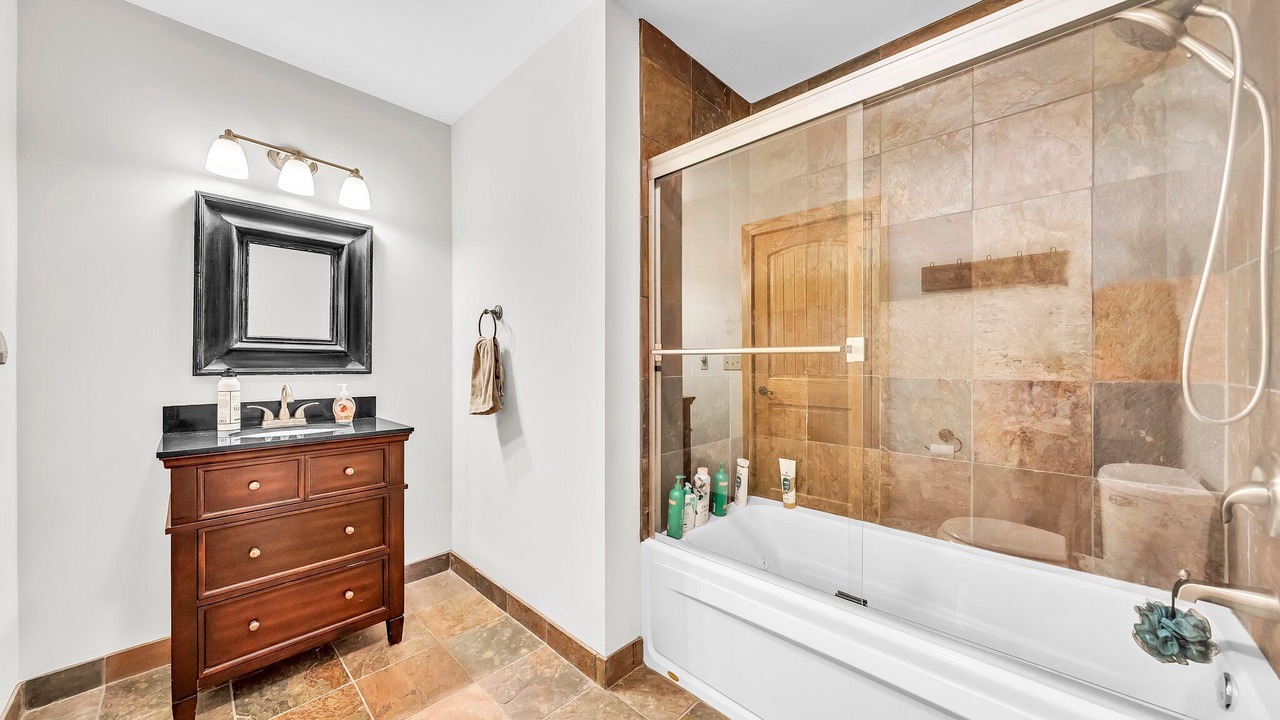 Photo of Bathroom in East Otto
