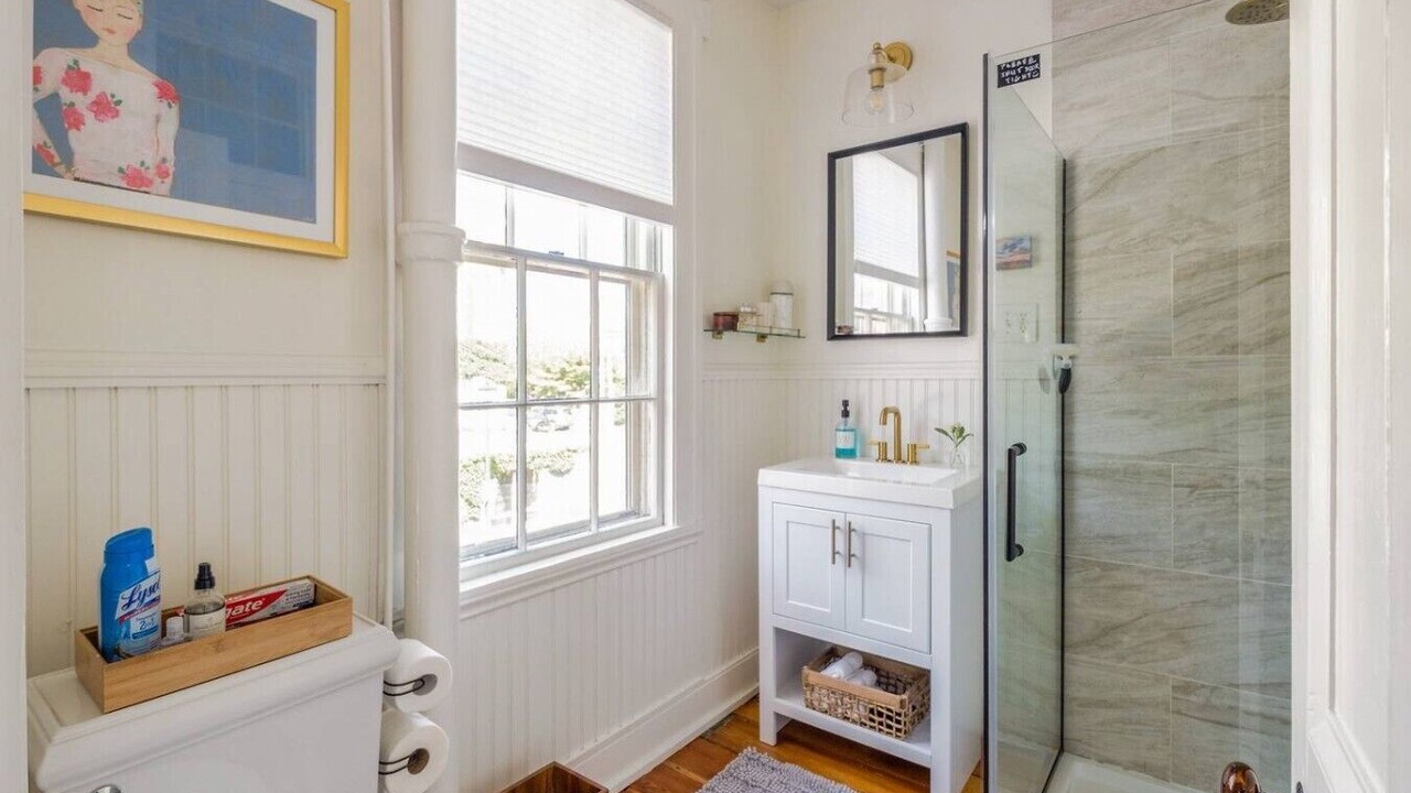 Photo of Bathroom in West End