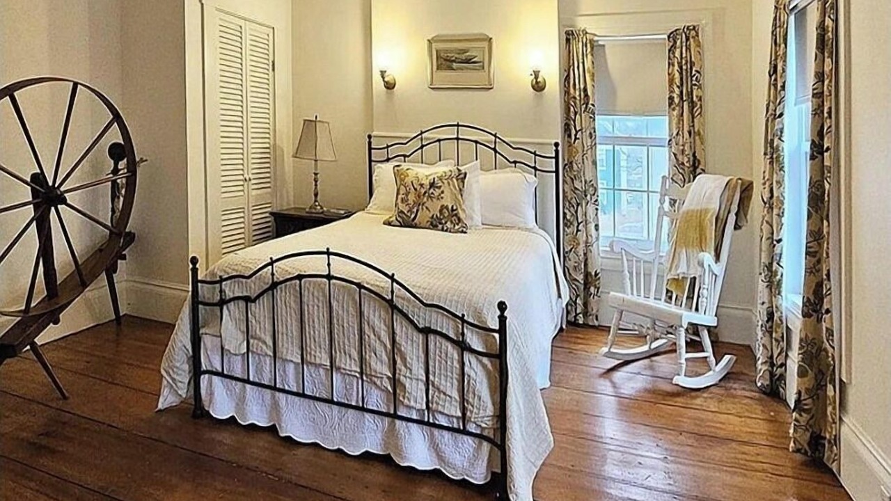 Photo of Bedroom in Damariscotta