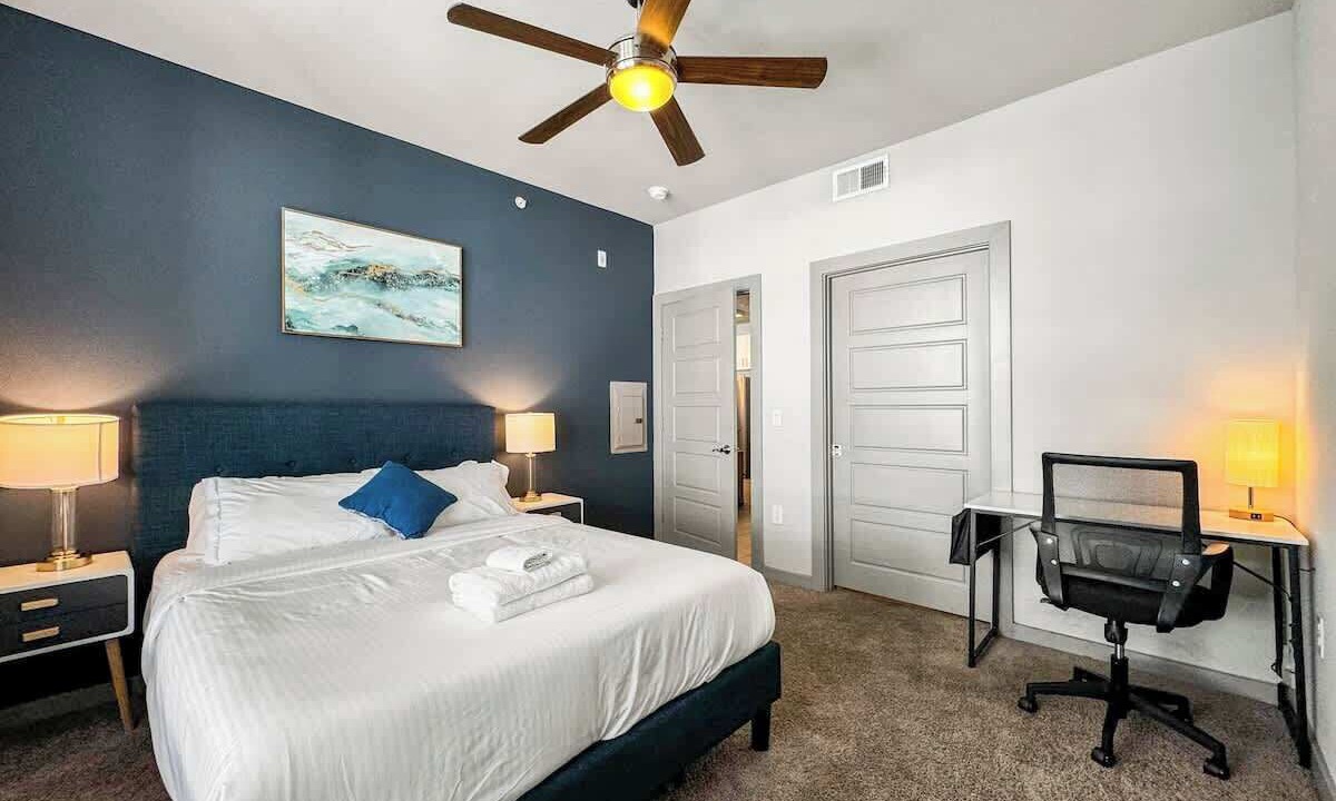 Photo of Bedroom in Uptown