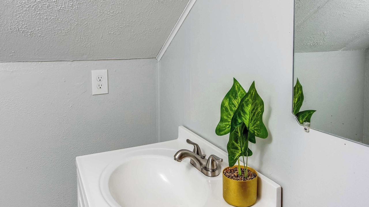 Photo of Bathroom in Gates-North Gates