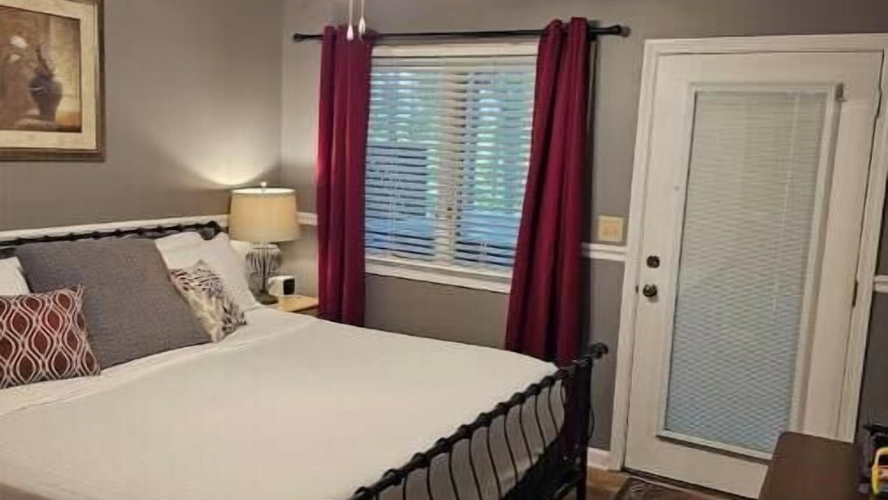 Photo of Bedroom in Skyland