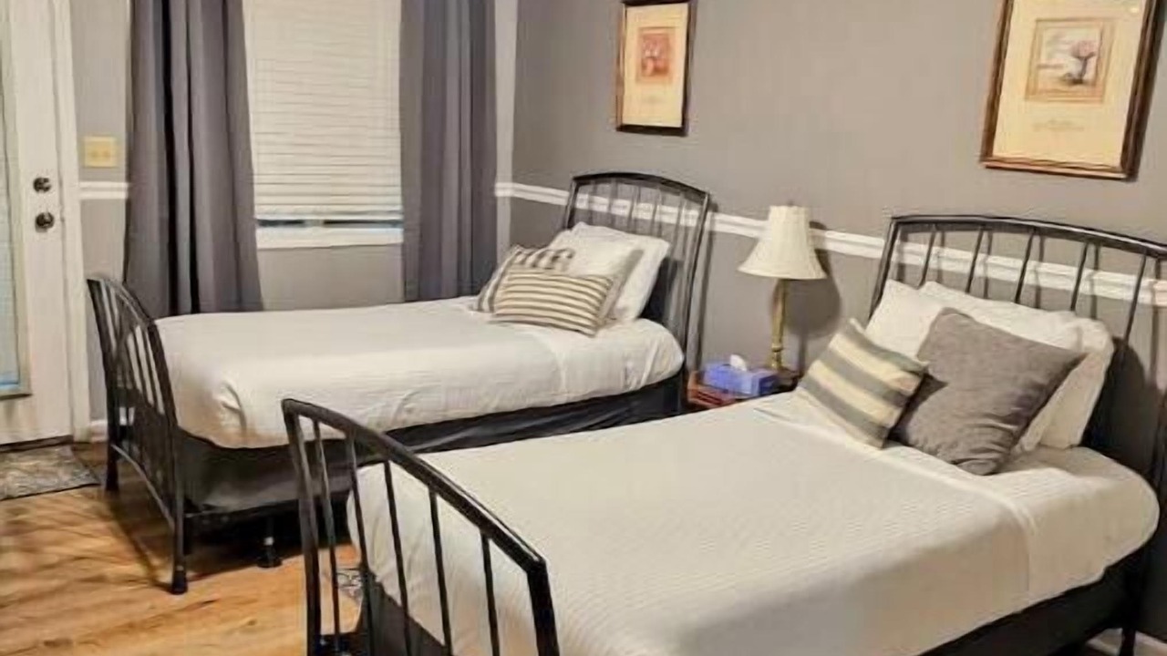 Photo of Bedroom in Skyland