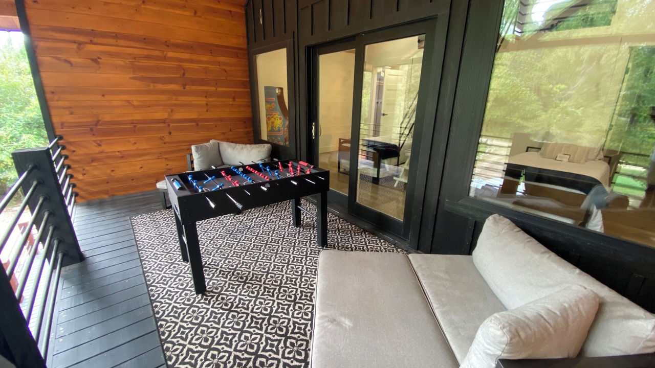 Photo of Patio Balcony in Broken Bow