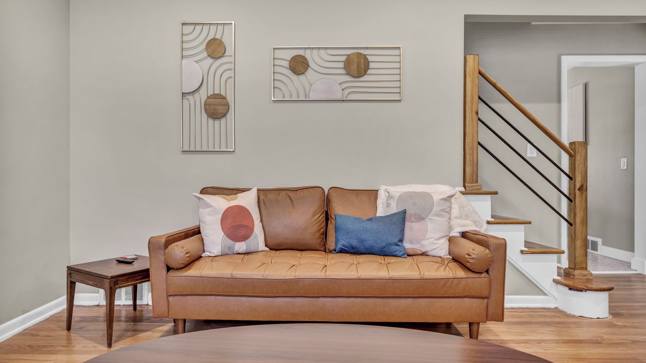 Photo of Livingroom in Euclid