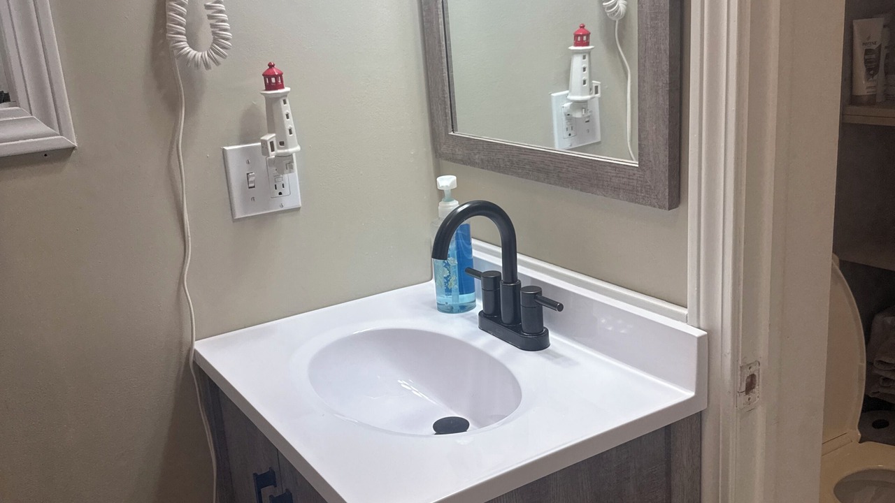 Photo of Bathroom in East Boothbay