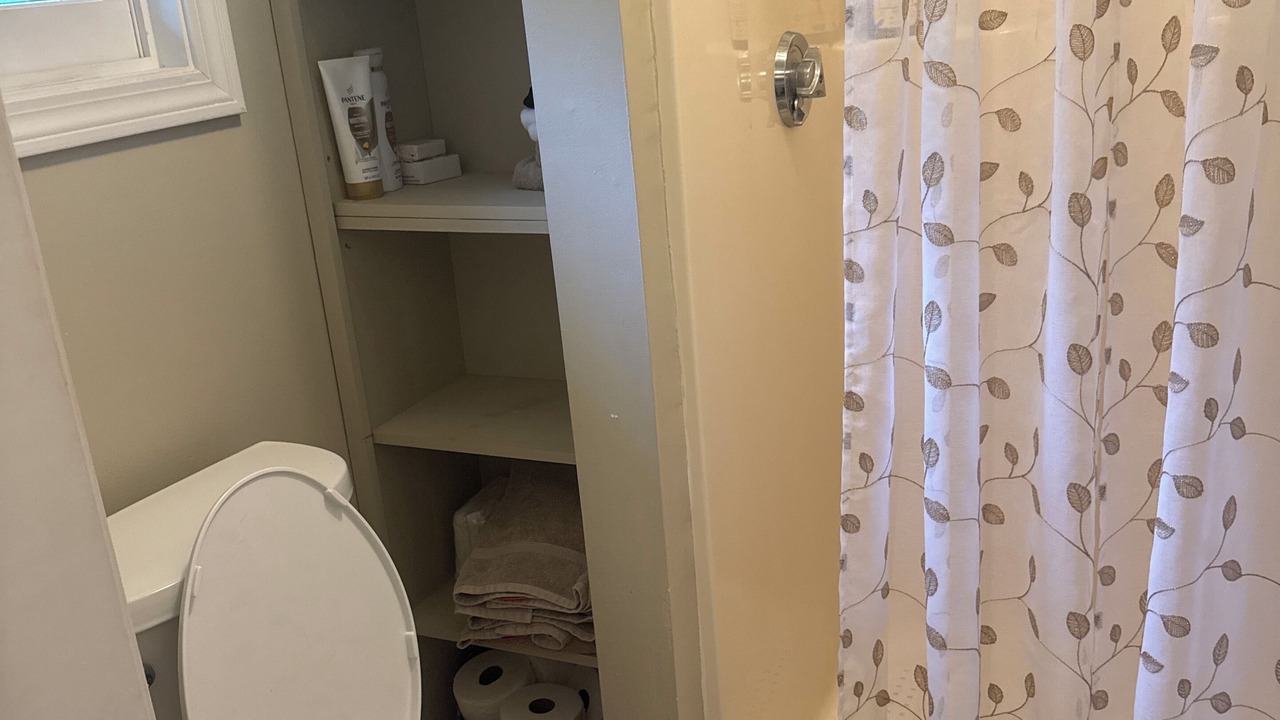 Photo of Bathroom in East Boothbay