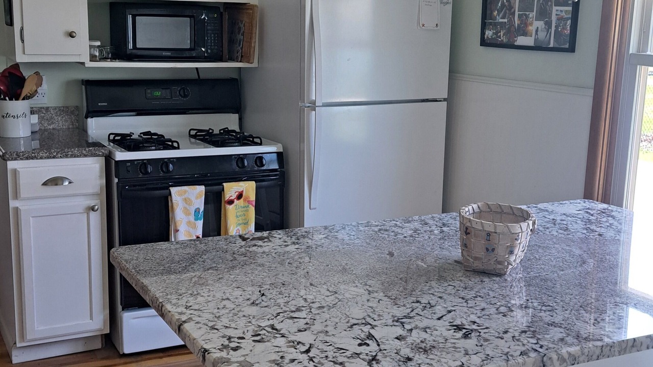 Photo of Kitchen in Angola on the Lake