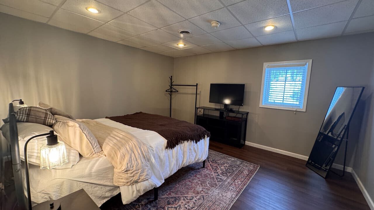 Photo of Bedroom in Ellicottville