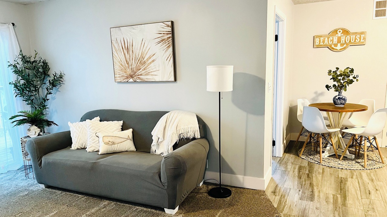 Photo of Livingroom in Edinboro