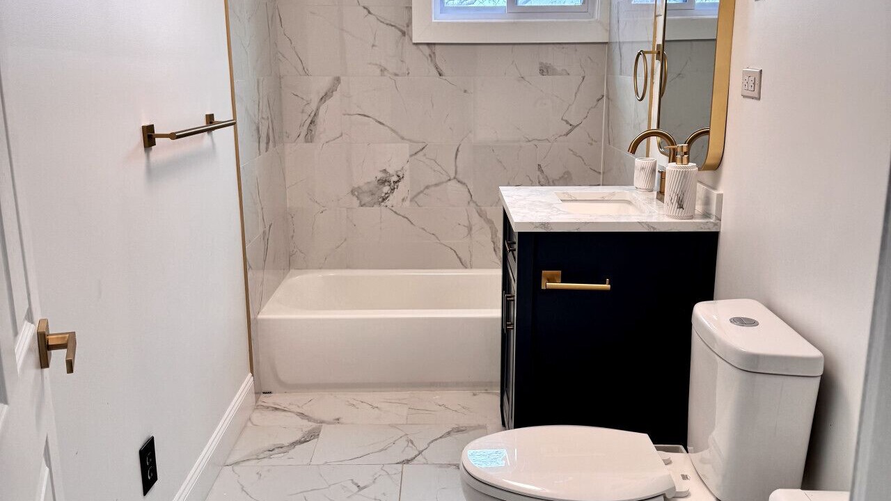 Photo of Bathroom in Old Orchard Beach