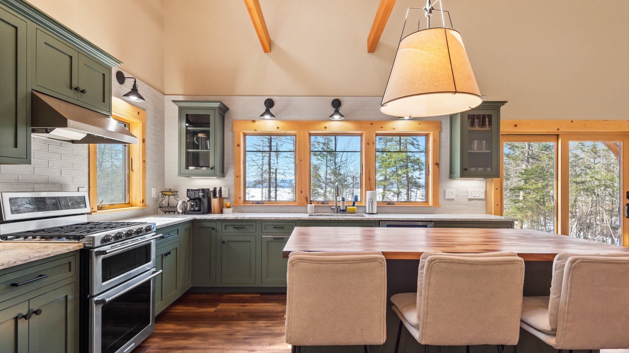 Photo of Kitchen in Rangeley Plantation