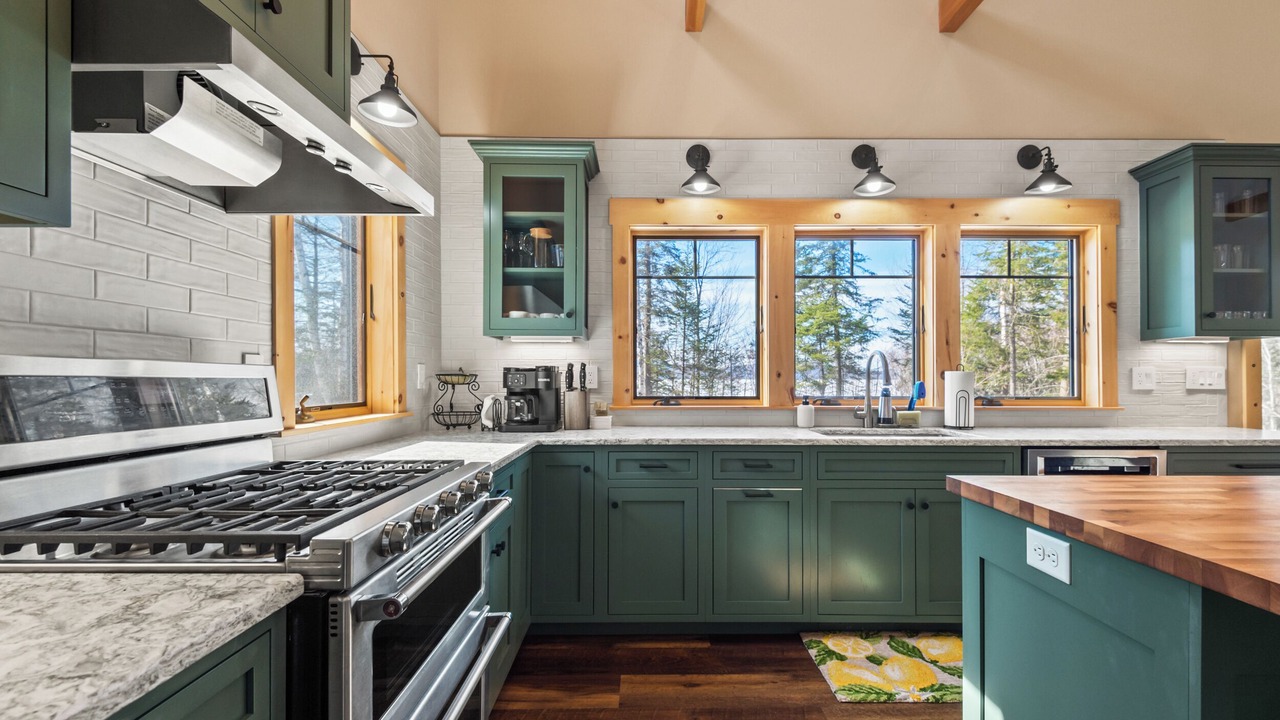 Photo of Kitchen in Rangeley Plantation