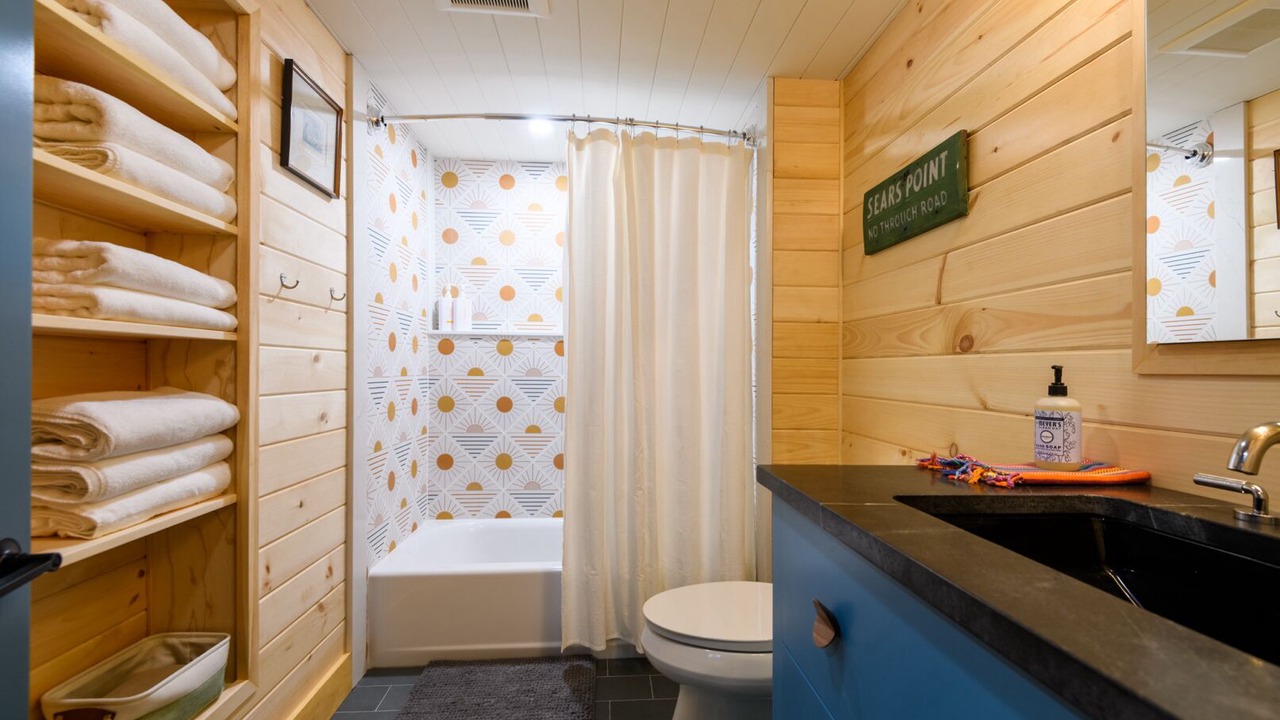 Photo of Bathroom in Naples