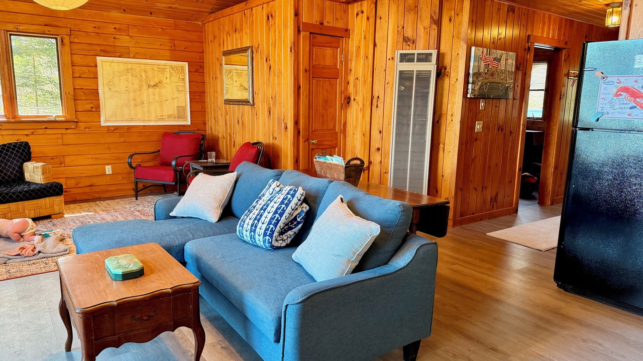 Photo of Livingroom in Seal Cove