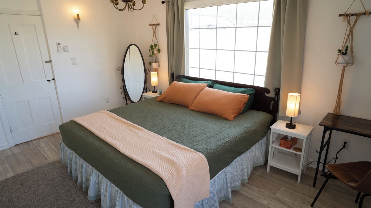 Photo of Bedroom in Town of Richmond