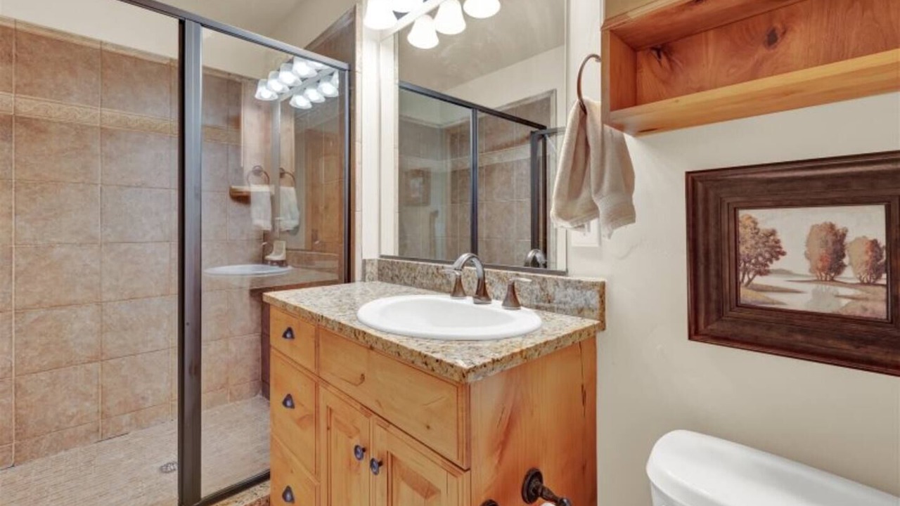 Photo of Bathroom in Wolf Creek