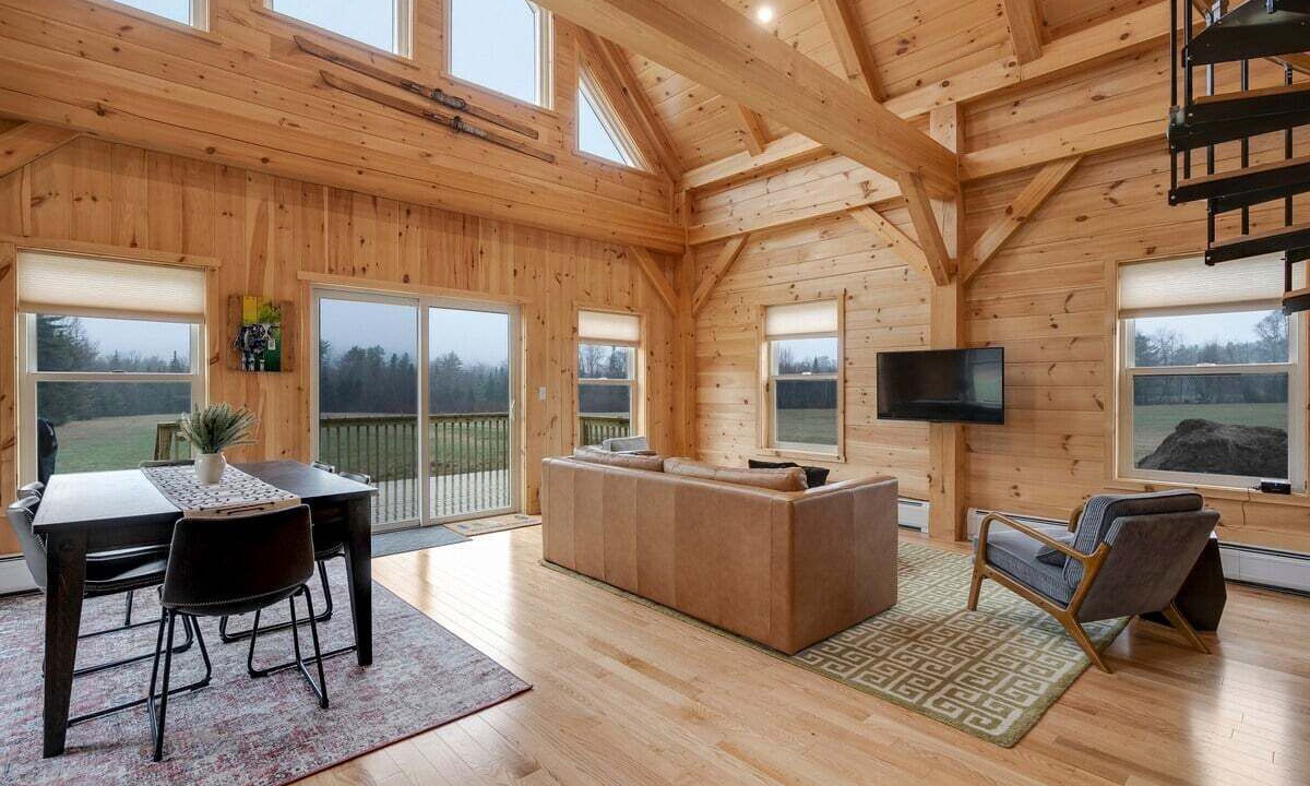 Photo of Livingroom in Bethel
