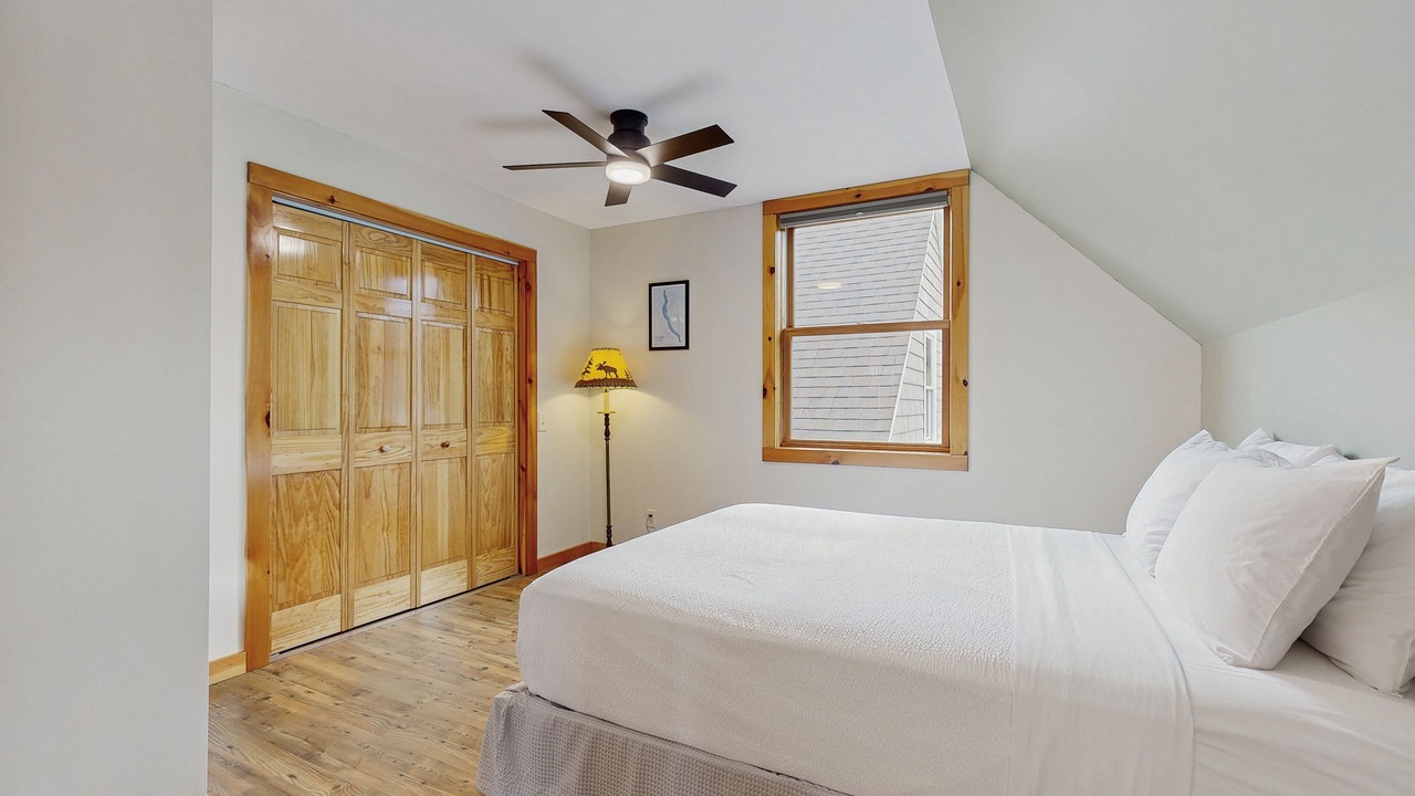 Photo of Bedroom in Bristol Hills
