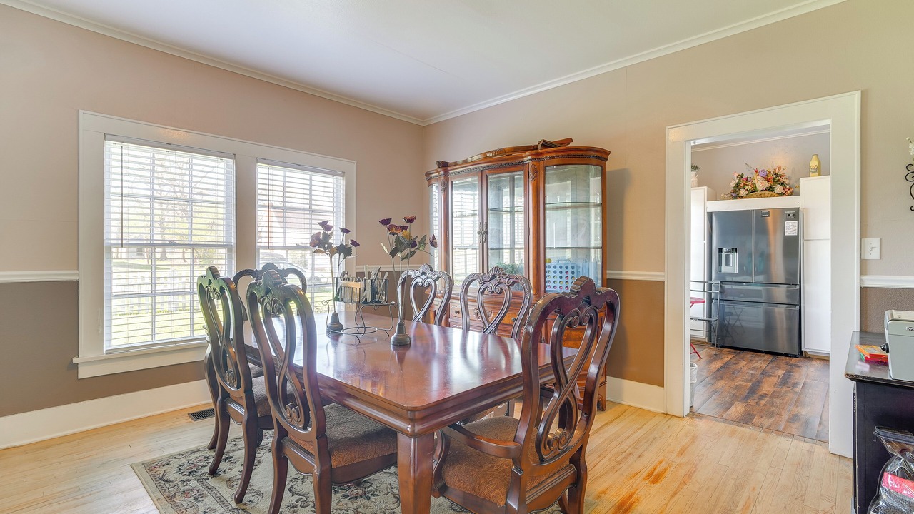 Photo of Livingroom in Vivian