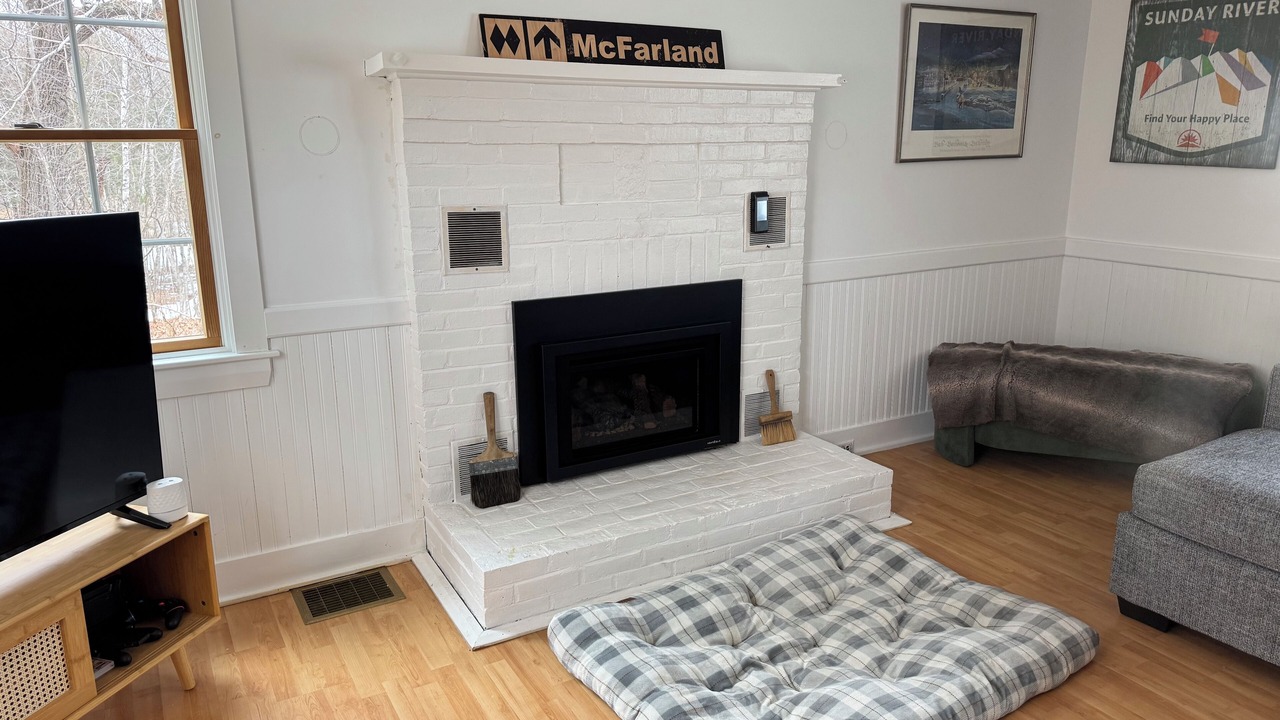 Photo of Livingroom in Bethel