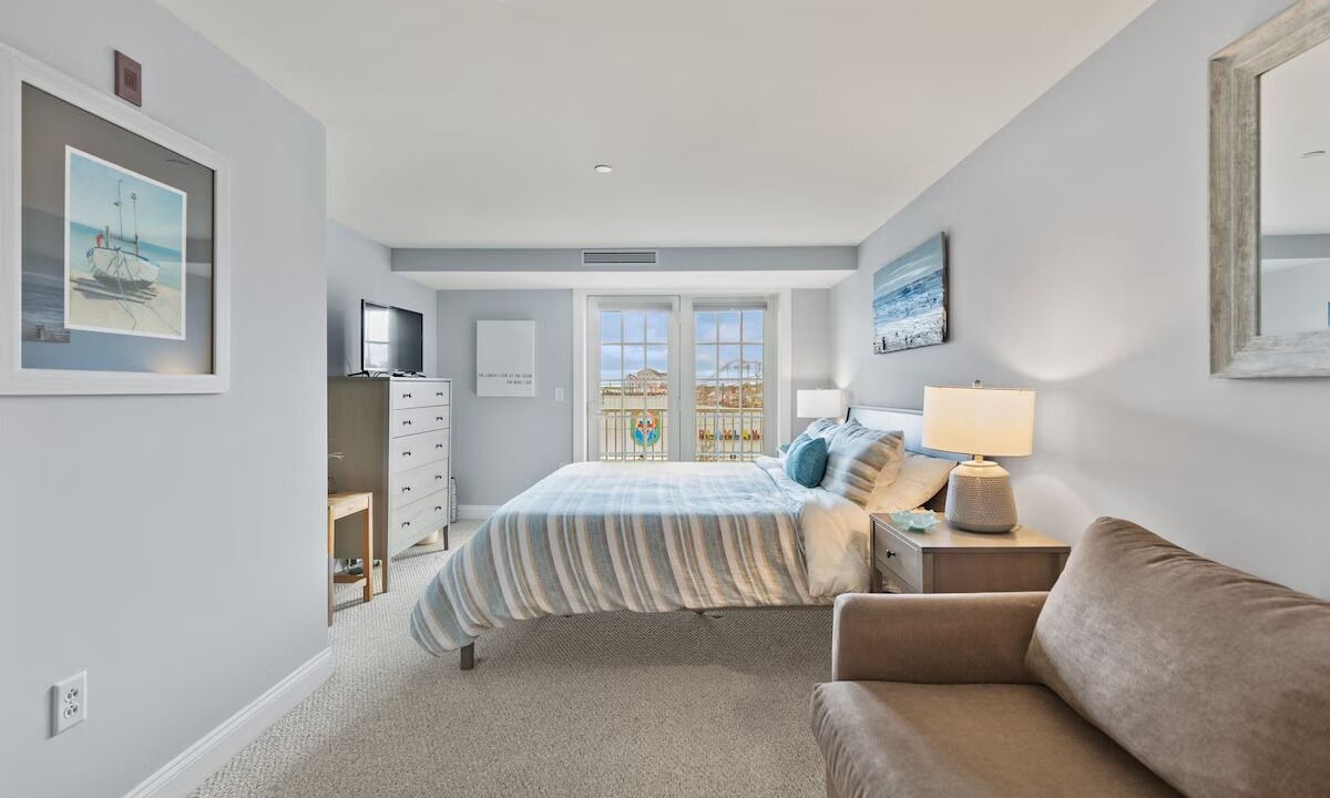 Photo of Bedroom in Old Orchard Beach