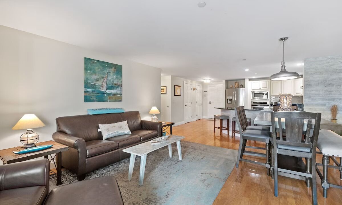 Photo of Livingroom in Old Orchard Beach