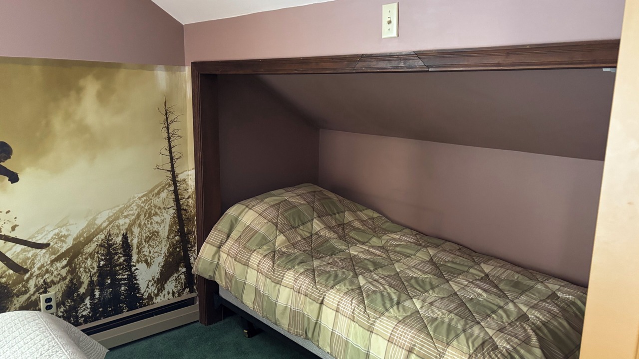 Photo of Bedroom in Ellicottville