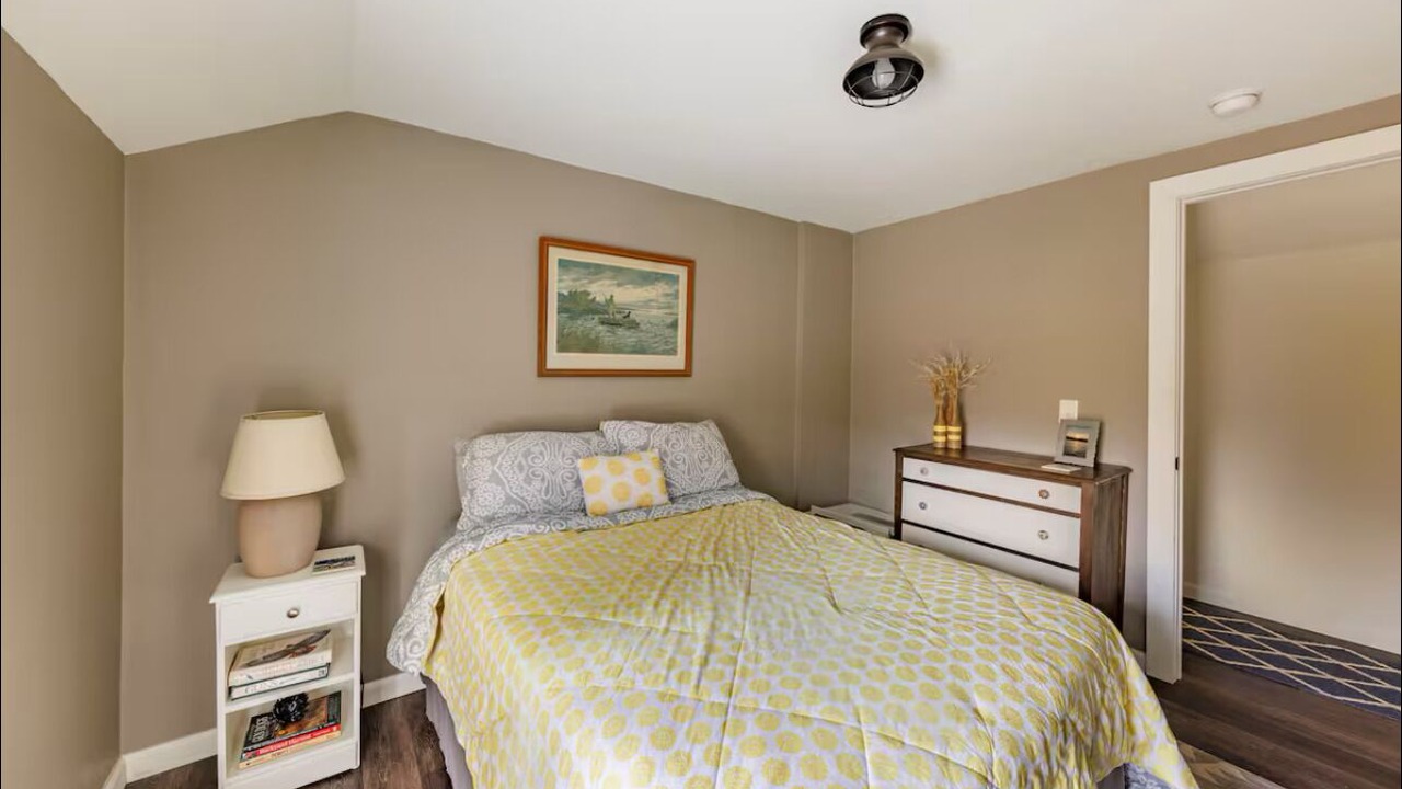 Photo of Bedroom in Hammondsport