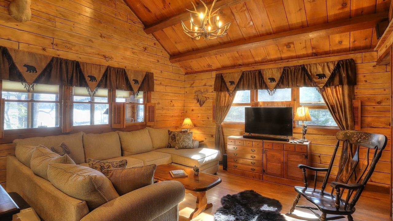 Photo of Livingroom in Rangeley Plantation