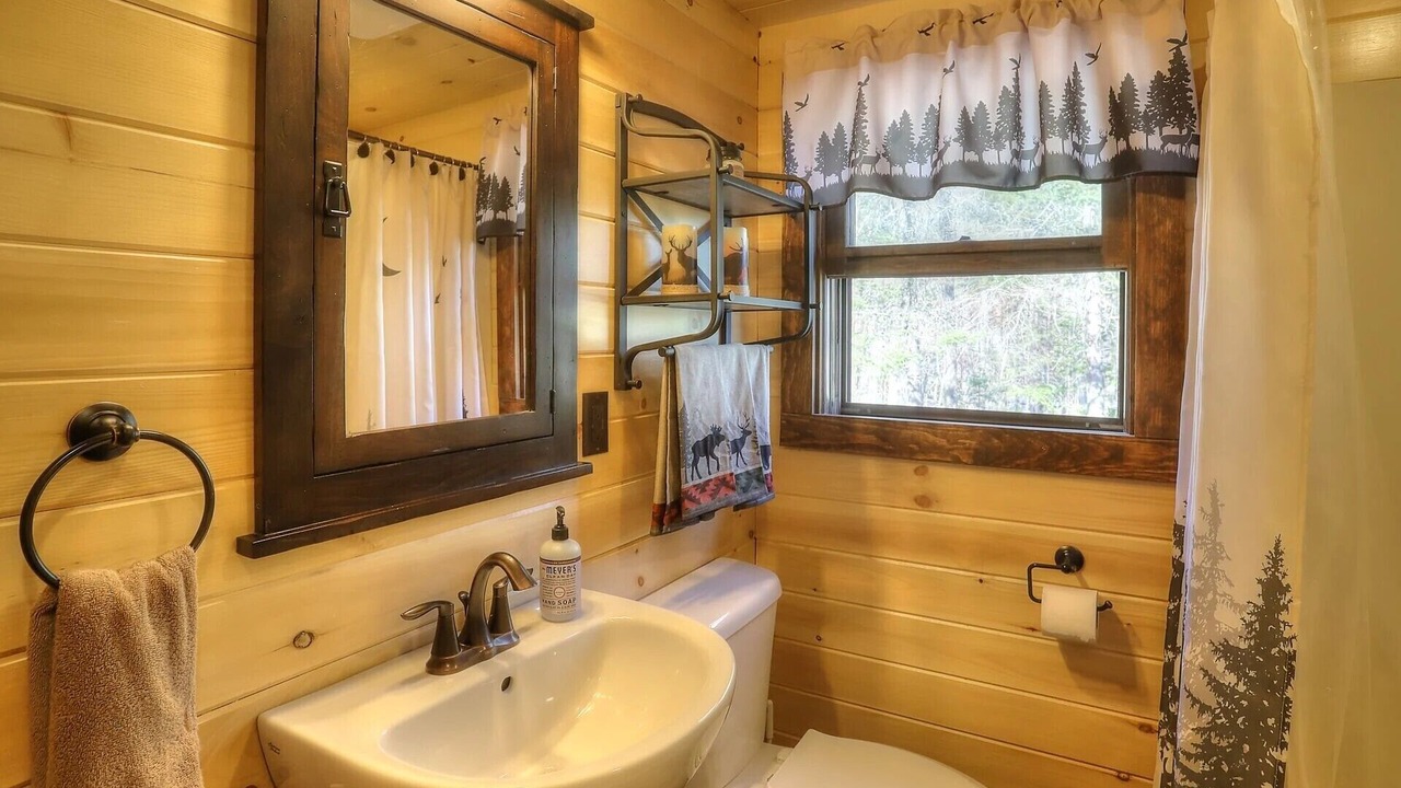 Photo of Bathroom in Rangeley Plantation