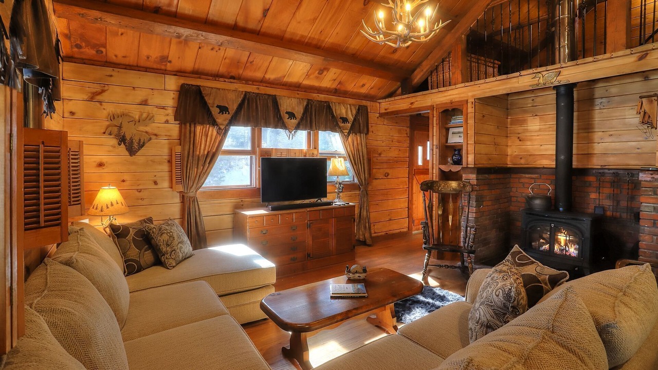 Photo of Livingroom in Rangeley Plantation