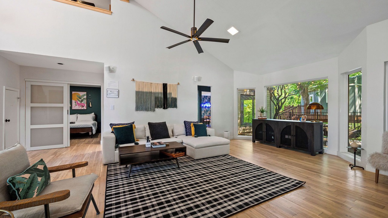 Photo of Bedroom in Garland