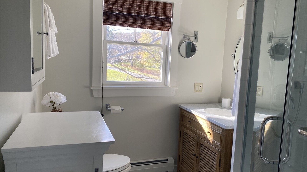 Photo of Bathroom in Glen Cove