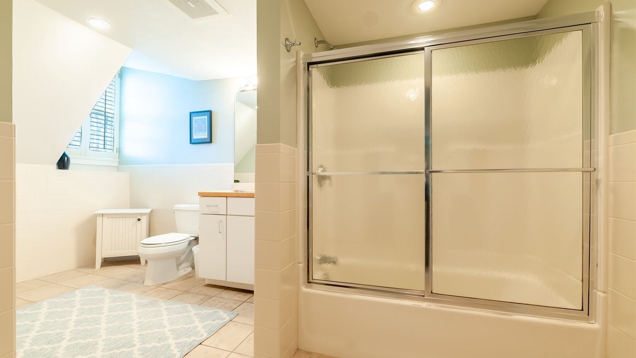 Photo of Bathroom in Rockland