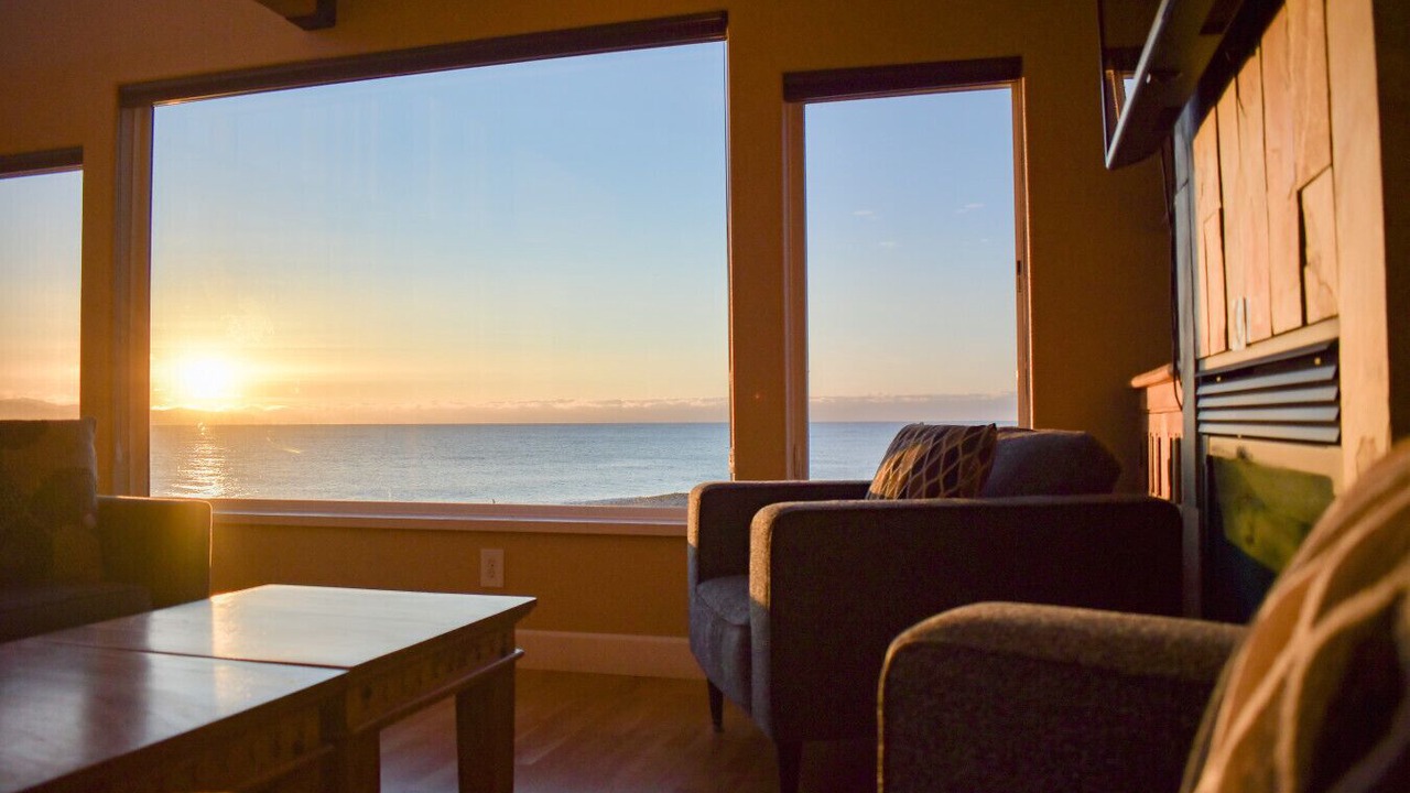 Photo of Livingroom in Homer