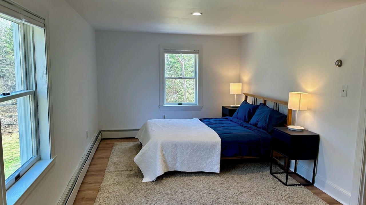 Photo of Bedroom in New Harbor