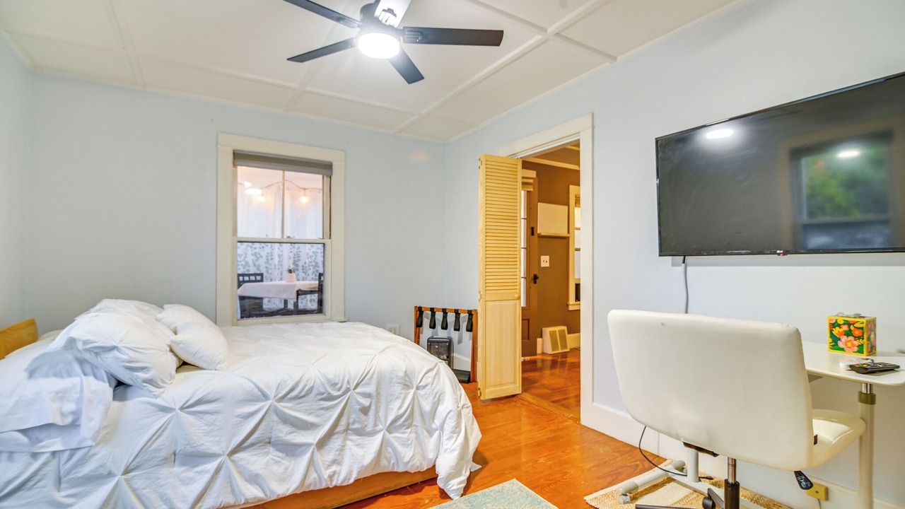 Photo of Bedroom in Waterville