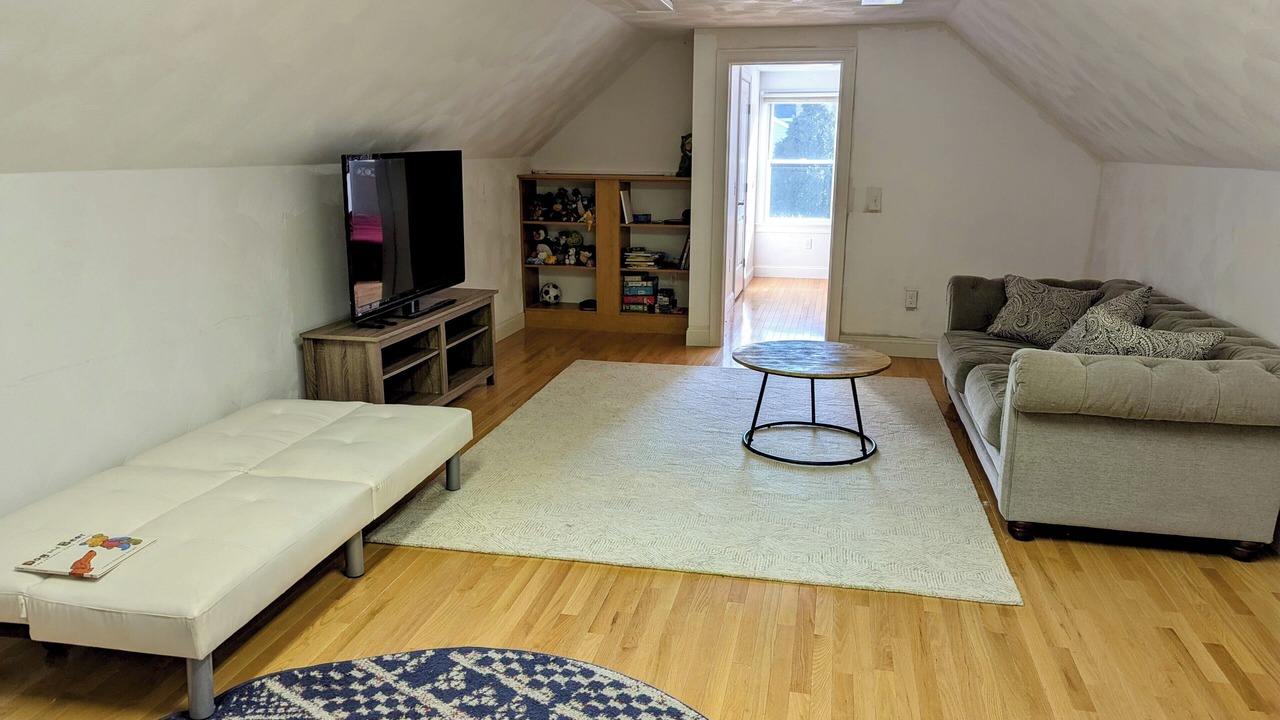 Photo of Livingroom in North Kingstown