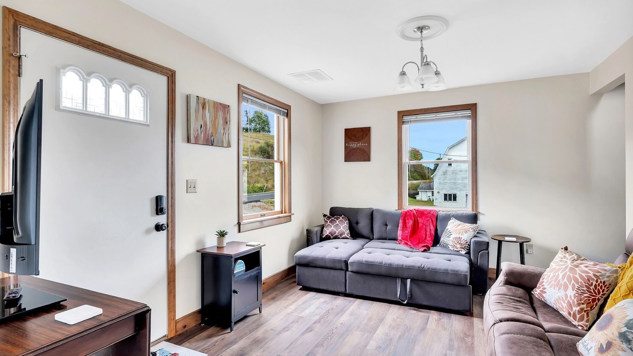 Photo of Livingroom in Granville